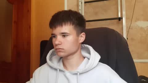 Snapshot of arvyn_ chatting on 06/02/26, 07:43 Denis online show from 06/02/26, 07:43