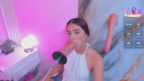 Snapshot of ary__cherry chatting on 04/07/26, 11:59 Ary online show from 04/07/26, 11:59