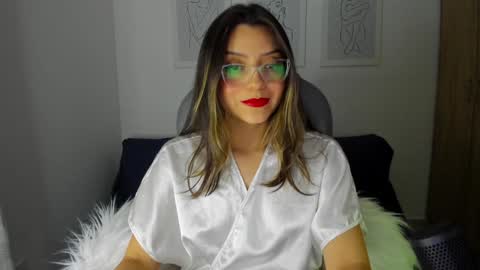 Snapshot of ary_cam230 chatting on 12/26/24, 12:57 Zahaara online show from 12/26/24, 12:57