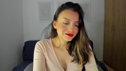 Snapshot of ary_cam230 chatting on 01/03/25, 11:12 Zahaara online show from 01/03/25, 11:12