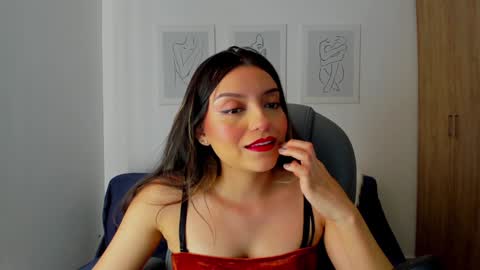 Snapshot of ary_cam230 chatting on 01/15/25, 10:13 Zahaara online show from 01/15/25, 10:13