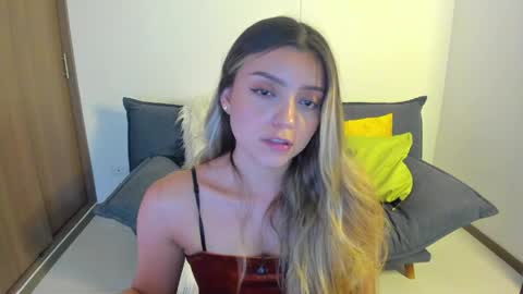 Snapshot of ary_cam230 chatting on 04/01/26, 10:29 Zahaara online show from 04/01/26, 10:29