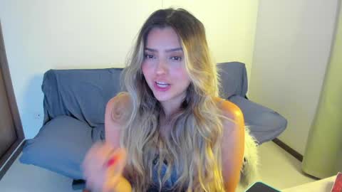 Snapshot of ary_cam230 chatting on 04/07/26, 12:22 Zahaara online show from 04/07/26, 12:22