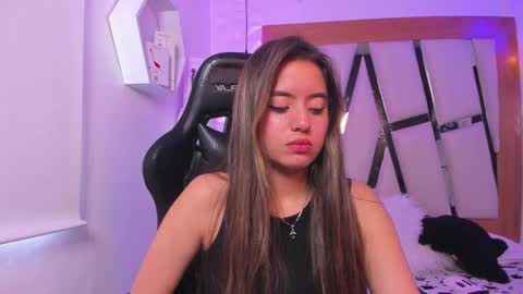 Ary Cooper online show from 10/28/25, 01:58