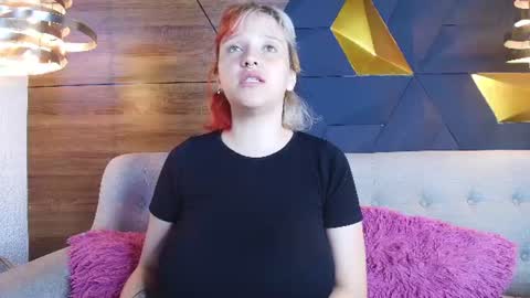 sofia online show from 06/20/26, 10:07