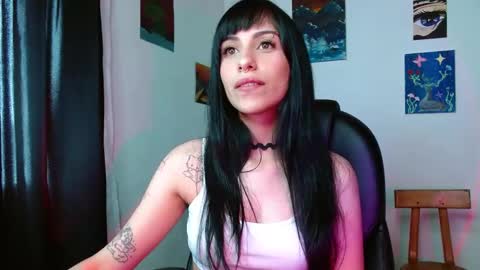 Snapshot of ary_pieerce chatting on 04/14/26, 07:09 Independent Model online show from 04/14/26, 07:09