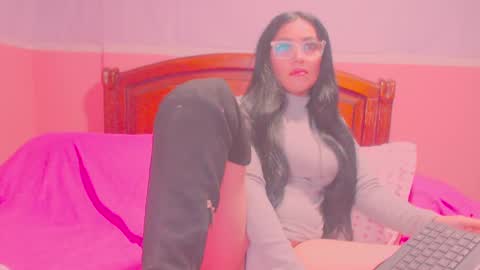 Snapshot of ary_z chatting on 01/26/25, 03:27 Ary online show from 01/26/25, 03:27