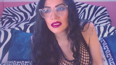 Snapshot of ary_z chatting on 11/13/25, 01:26 Ary online show from 11/13/25, 01:26