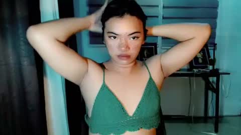 Snapshot of arya_lightning chatting on 04/15/26, 06:04 ARYA online show from 04/15/26, 06:04