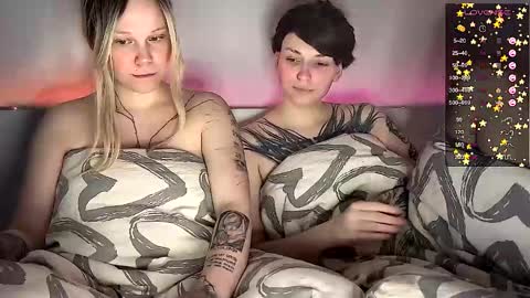 Snapshot of arya_stark7 chatting on 02/27/25, 12:13 Arya brunett and Cassie blond online show from 02/27/25, 12:13