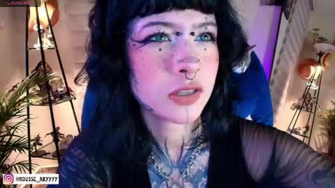 Snapshot of aryrousse chatting on 05/27/26, 02:41 Ary Rousse online show from 05/27/26, 02:41
