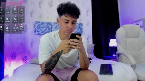 Snapshot of arzt_andy chatting on 01/19/25, 10:49 andy online show from 01/19/25, 10:49