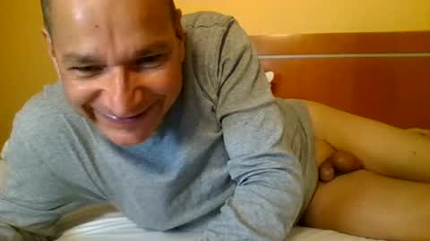 Snapshot of as660660 chatting on 09/25/25, 11:52 as660660 online show from 09/25/25, 11:52