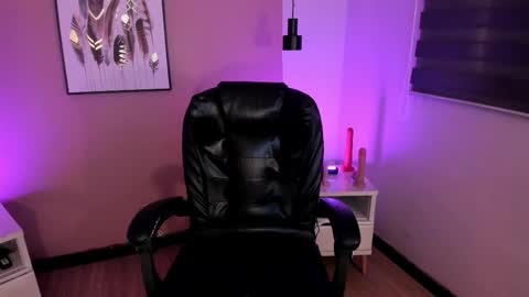 Asami  online show from 09/19/25, 10:10