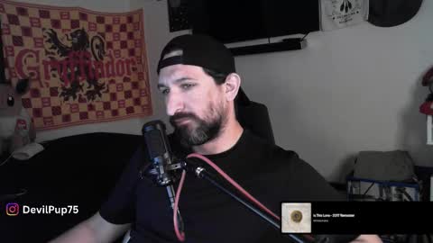 Snapshot of asanator101 chatting on 11/21/25, 05:28 devilPup75 online show from 11/21/25, 05:28