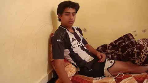 ash2730 online show from 10/16/25, 08:26