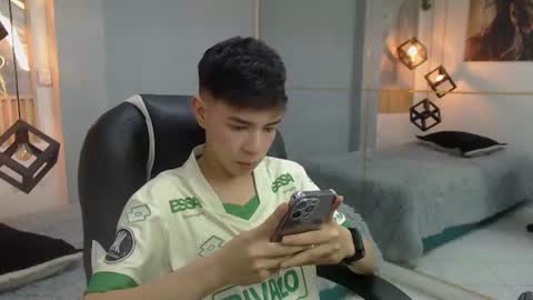 ash_kai online show from 07/08/26, 10:25