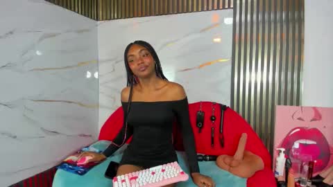 Snapshot of asha_zuri69 chatting on 06/07/26, 01:37 asha_zuri69 online show from 06/07/26, 01:37