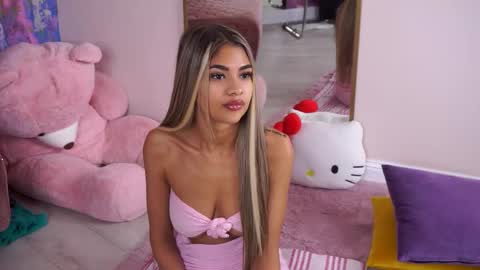 Asha online show from 09/10/25, 10:26