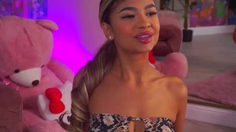 Asha online show from 10/21/25, 10:05