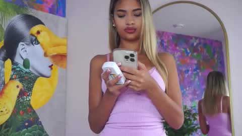 Asha online show from 11/23/25, 04:23