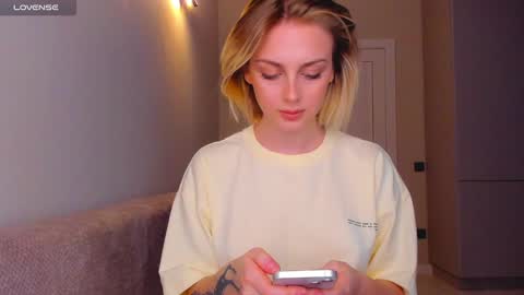 Snapshot of ashbunny_ chatting on 12/05/24, 06:00 your pretty Ashley online show from 12/05/24, 06:00