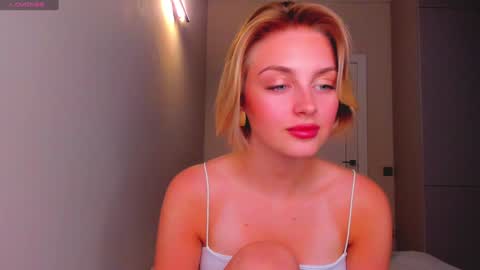 Snapshot of ashbunny_ chatting on 12/27/24, 06:10 your pretty Ashley online show from 12/27/24, 06:10