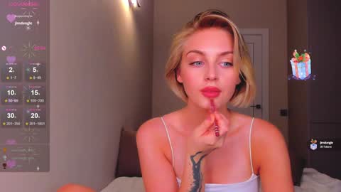 Snapshot of ashbunny_ chatting on 12/30/24, 11:17 your pretty Ashley online show from 12/30/24, 11:17