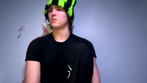 Snapshot of ashbuyersss chatting on 02/11/25, 11:44 ashbuyersss online show from 02/11/25, 11:44