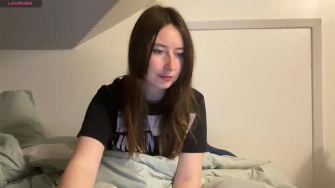 ash 3 online show from 09/30/25, 02:22