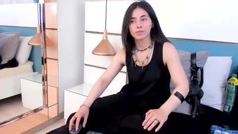 Ashkoreh online show from 10/24/25, 09:11