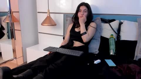 Ashkoreh online show from 12/13/25, 08:14