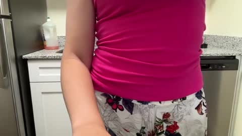 Snapshot of ashleighpink chatting on 07/18/26, 03:38 Ashleigh online show from 07/18/26, 03:38