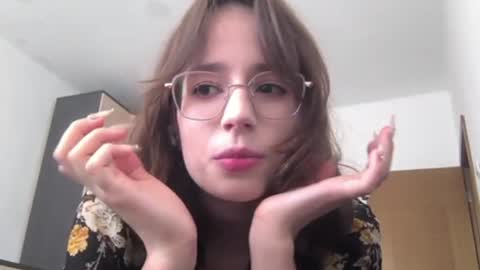 Leyla online show from 07/10/26, 10:40