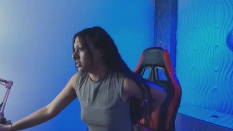 Snapshot of ashley17_ chatting on 12/02/25, 03:34 ashley17_ online show from 12/02/25, 03:34