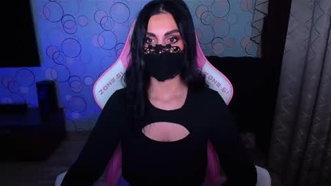   Yasmina   online show from 11/14/25, 04:22