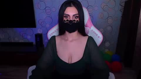 Snapshot of ashley__cooper__ chatting on 04/06/26, 04:46 Yasmina online show from 04/06/26, 04:46