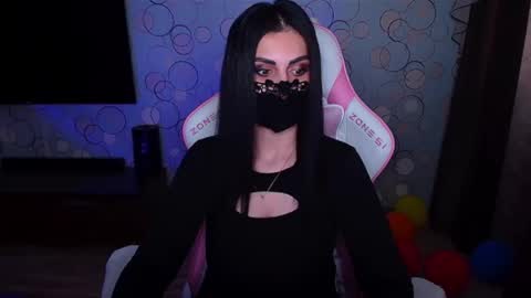 Snapshot of ashley__cooper__ chatting on 04/07/26, 04:57 Yasmina online show from 04/07/26, 04:57