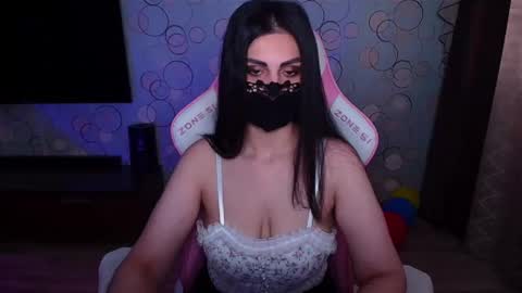 Snapshot of ashley__cooper__ chatting on 04/08/26, 04:56 Yasmina online show from 04/08/26, 04:56