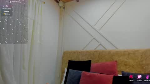 Snapshot of ashley__foxx_ chatting on 11/10/25, 12:59 ashley online show from 11/10/25, 12:59