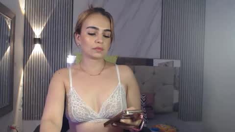 ashley__tylor online show from 10/22/25, 02:45