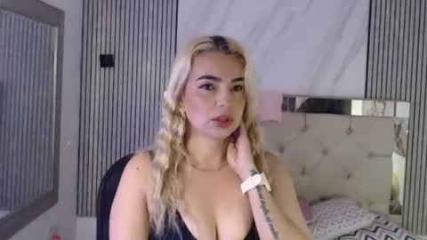 ashley__tylor online show from 06/25/26, 03:49