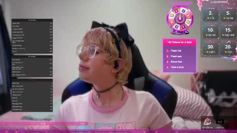 Snapshot of ashley_angel_love chatting on 11/04/25, 02:21 Angel Ashley Love  online show from 11/04/25, 02:21