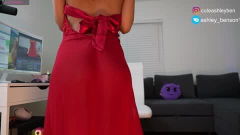 ashley  online show from 12/30/24, 02:42