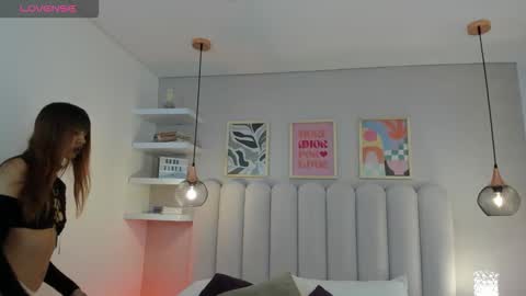 Ashley online show from 09/17/25, 03:19