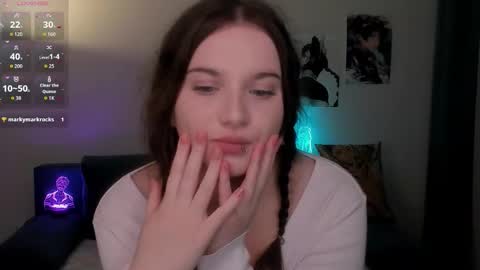 Snapshot of ashley_glen chatting on 02/08/26, 08:12 online show from 02/08/26, 08:12