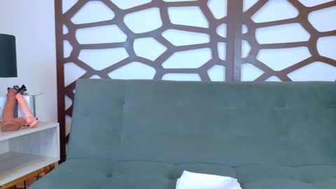 ashley_jonee online show from 12/17/25, 07:42