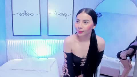 Snapshot of ashley_lee4u chatting on 05/15/26, 11:01 ASHLEY online show from 05/15/26, 11:01
