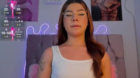 Snapshot of ashley_piinkk chatting on 09/24/25, 12:52 Ashley online show from 09/24/25, 12:52