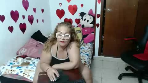 Snapshot of ashley_pink11 chatting on 02/07/25, 01:04 ashley pink11 online show from 02/07/25, 01:04